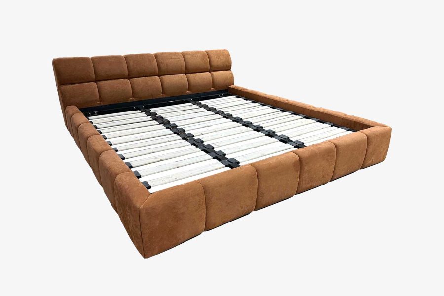 Giường ngủ nỉ da lộn B&B Italia - LC625
